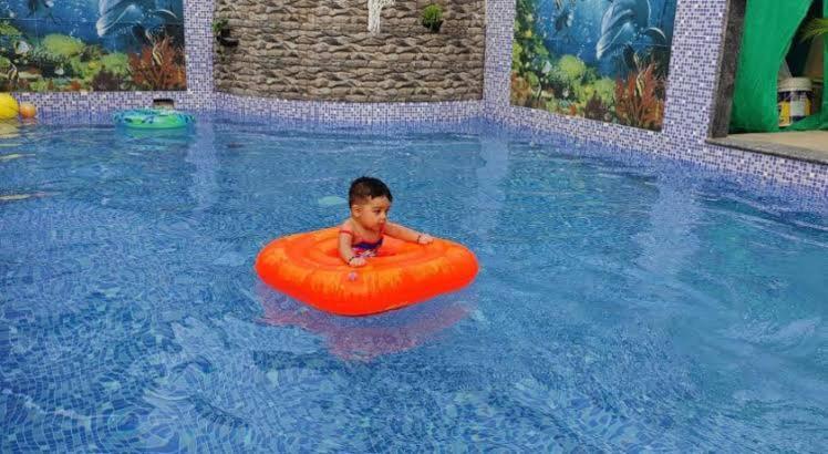אליבג Coastal Bay Inn מראה חיצוני תמונה