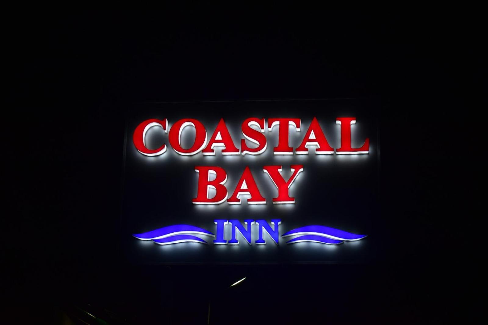 אליבג Coastal Bay Inn מראה חיצוני תמונה