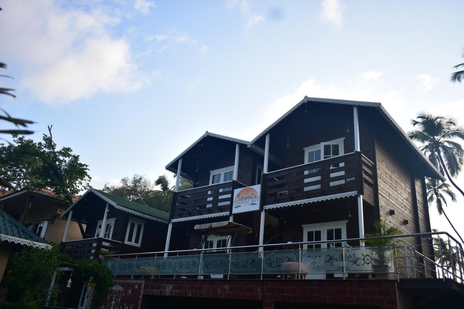 אליבג Coastal Bay Inn מראה חיצוני תמונה