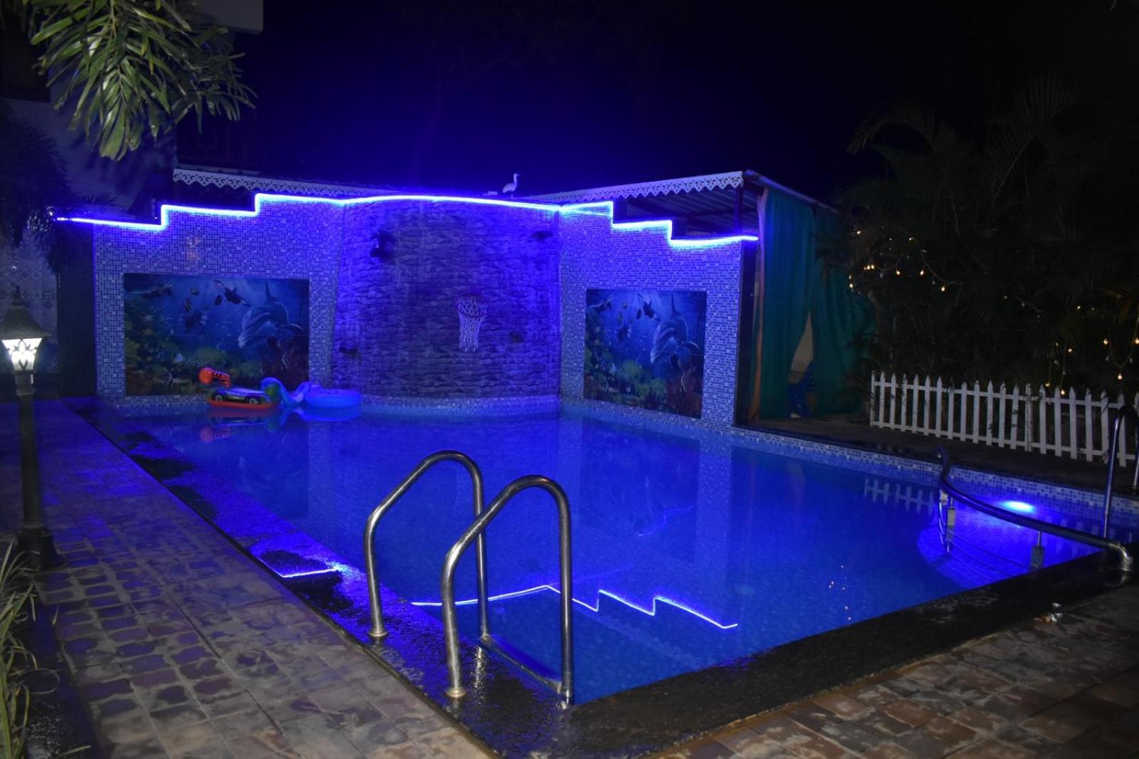 אליבג Coastal Bay Inn מראה חיצוני תמונה