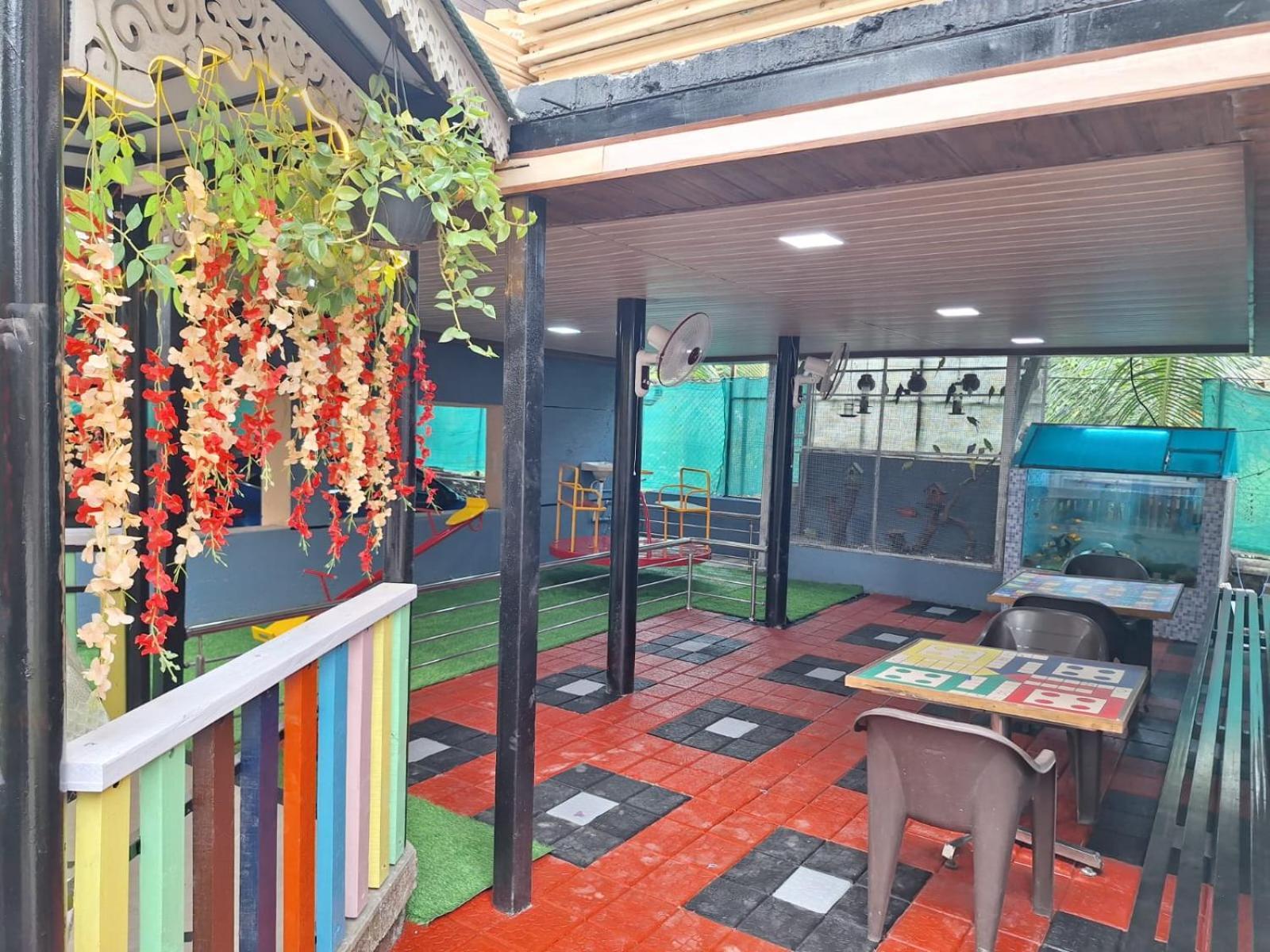 אליבג Coastal Bay Inn מראה חיצוני תמונה