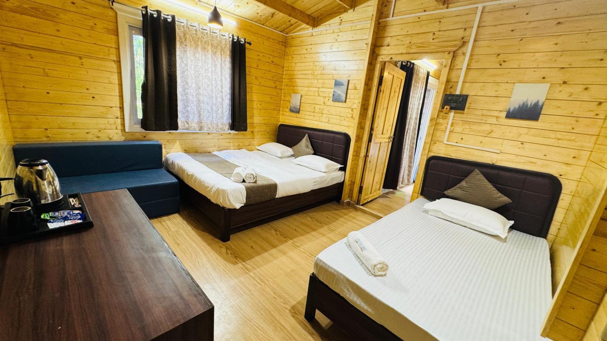 אליבג Coastal Bay Inn מראה חיצוני תמונה